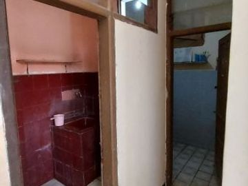 RUMAH KOST DI GEGERKALONG TENGAH, BANDUNG UTARA. DEKAT KE DARUT TAUHID, KAMPUS TELKOM, UPI, UNPAS