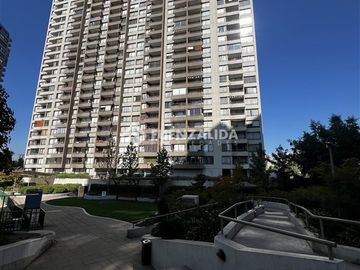 Dpto en venta de 2 dorm. Metro Macul