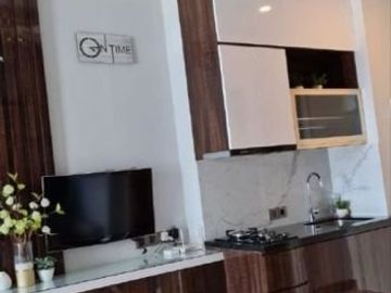 Apt. Anderson unit baru, view pool-jalan, full furnish mewah