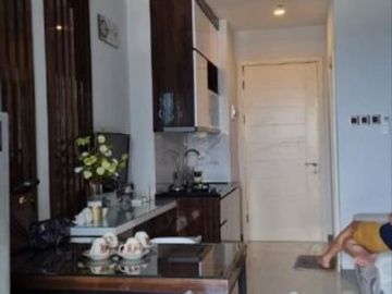 Apt. Anderson unit baru, view pool-jalan, full furnish mewah