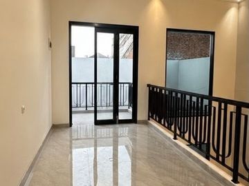 Dijual Rumah Bagus Siap Huni Harga Menarik Di Bsd