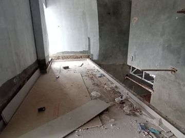 Rumah Siap Huni Bekasi Barat 2 Lantai 5 Kamar Tidur