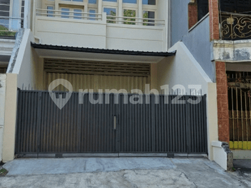 Ruko 3 Lantai Rungkut Surabaya - Rk050apd