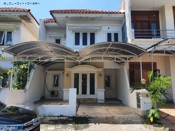 Rumah Pakuwon City STRATEGIS SIAP HUNI Row 3 mobil