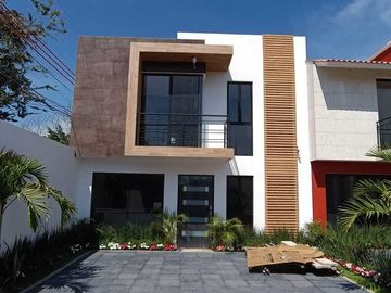 CASA NUEVA, A 5 MIN DEL CENTRO DE OAXTEPEC, Y A UNOS MIN DE TLAYACAPAN, MORELOS