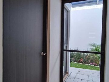 CASA NUEVA, A 5 MIN DEL CENTRO DE OAXTEPEC, Y A UNOS MIN DE TLAYACAPAN, MORELOS
