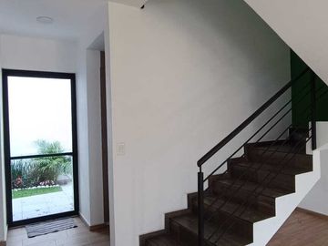 CASA NUEVA, A 5 MIN DEL CENTRO DE OAXTEPEC, Y A UNOS MIN DE TLAYACAPAN, MORELOS