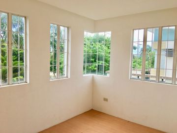 2-storey Duplex 3 Bedroom in Calamba, Laguna