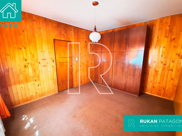 #Venta_RUKAN | Casa 1 Habitación | Barrio SAN MARTIN | Calle J.J. PASO | Caleta Olivia.-