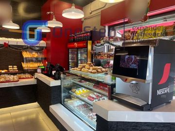 DERECHO DE LLAVES DE PANADERÍA CON FÁBRICA IMPONENTE. ÑUÑOA.