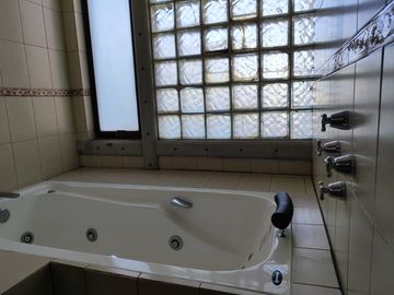 Casa en Venta zona Plaza Cristal