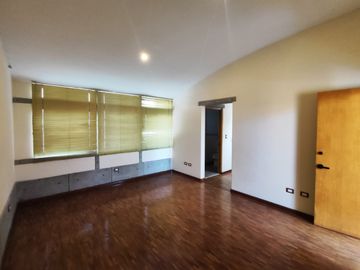 Casa en Venta zona Plaza Cristal