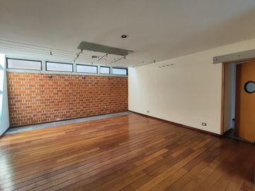 Casa en Venta zona Plaza Cristal
