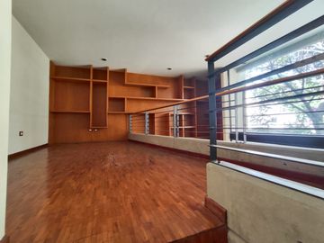 Casa en Venta zona Plaza Cristal