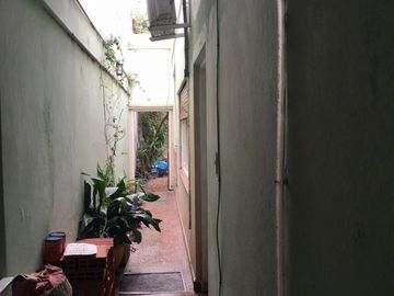 CASA LOTE PROPIO P/3 FAMILIAS C/GARAGE CUBIERTO LAUTARO AL 900