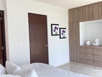 Casa con Alberca en condominio