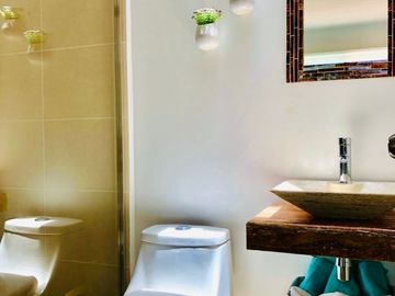 Casa con Alberca en condominio