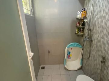 Rumah Fully Furnished 1 Lantai di Permata Vania, 8011-DM 0811111----