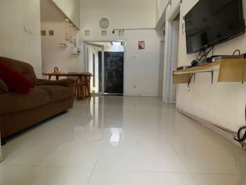 Rumah Fully Furnished 1 Lantai di Permata Vania, 8011-DM 0811111----