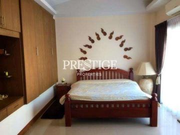 Townhouse Pratamnak – 3 Bed 4 Bath in Pratamnak PC3022