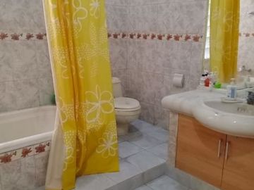 Dijual Rumah Bangunan 2 Lantai di Jl. Nginden Intan Timur, Surabaya