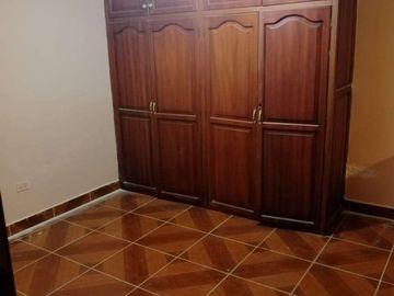 Venta de casa rentera en Otavalo en ciudadela Imbaya