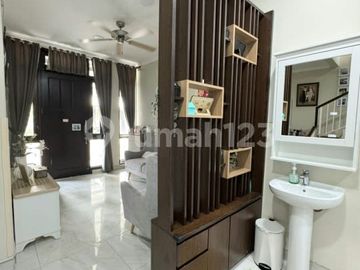 Rumah Siap Huni 2 Lantai Kawasan Central Strategis BSD The Avani
