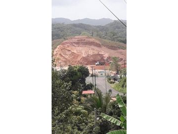 LOTE COMERCIAL CRUCE NOMBRE DE DIOS Y LA GUAIRA