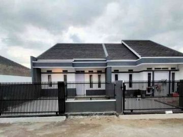 Hunian Konsep Modern minimalis, kualitas bangunan terbaik; Bandung
