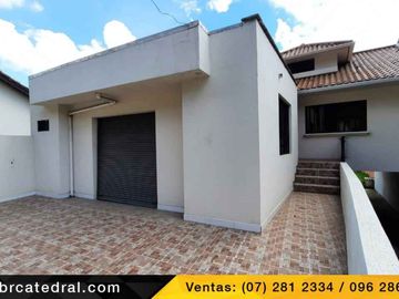 Casa de venta en Via Patamarca – código:18026