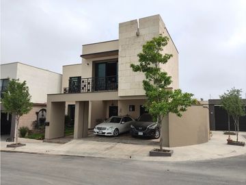 Casa en Venta VALLE DE CUMBRES MZC