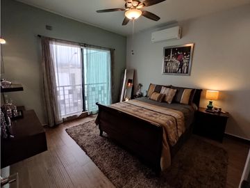 Casa en Venta VALLE DE CUMBRES MZC
