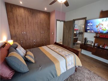 Casa en Venta VALLE DE CUMBRES MZC