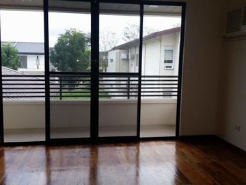 House and Lot for Rent with Three Bedrooms and Pool in Frie