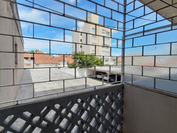Venta - Departamento dos ambientes interno (Cochera opcional) - Arenales 3047