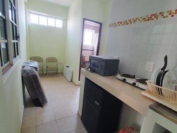 CASA EN COL PETROLERA CON 3 DEPARTAMENTOS ACCESO INDEPENDIENTE $4,650,000.00