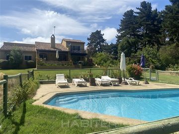 COD 39680 Casa en venta de 4 dorm. en Algarrobo