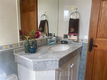 COD 39680 Casa en venta de 4 dorm. en Algarrobo