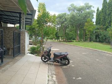 Jual Rumah Hadap Taman The Royal Residence Jakarta Timur