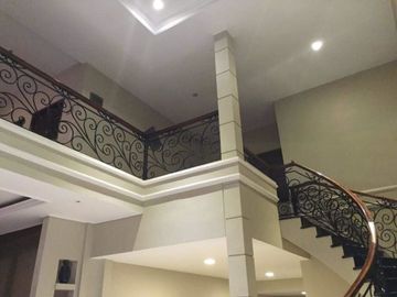 DIJUAL CEPAT BU! Rumah Rapih, Cantik Siap Huni di Banjar Wijaya Tangerang