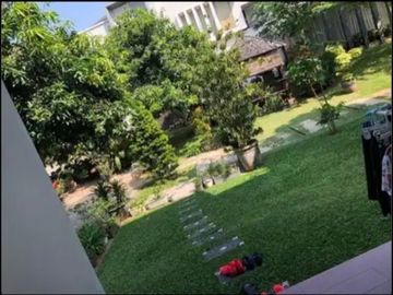 DELATINOS BSD RUMAH 3 LANTAI HOEK SHM LUAS 263 DIJUAL