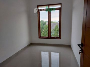 Rumah Asri Nyaman Baru Di Arcamanik On Progres Ready Stok Hanya 2 Unit DEKAT KE SPORT JABAR