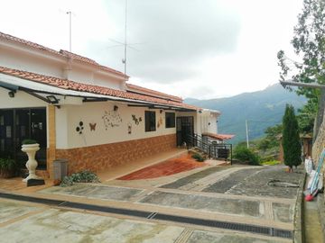 casa campestre en venta en dapa. Cod V13485