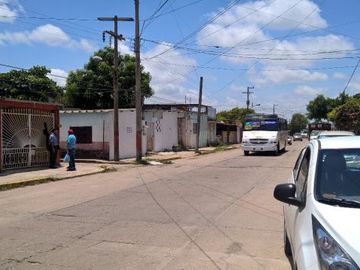 Casa En Lote Comercial Playon Sur Centro Minatitlan