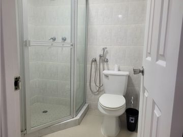 VENDO APARTAMENTO PH BRISAS DE SAN FERNANDO
