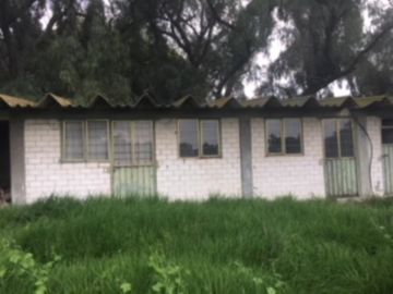 Terreno de 14 hectáreas en venta con granja avicola en Zumpango