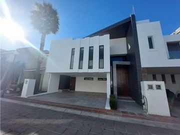 Casa En Venta En San Martinito
