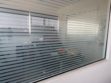 Edificio de 4 niveles en venta en la Colonia San José Mayorazgo, a un costado de Club de Golf