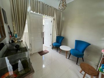 Dijual Rumah Besar konsep Villa ada Private Pool