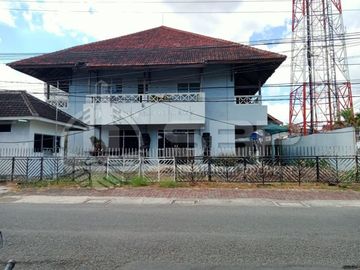 SHMP 4272m2 Premium dkt UGM jl kaliurang km 5,7 Kentungan condongcatur, jl Lebar aspal